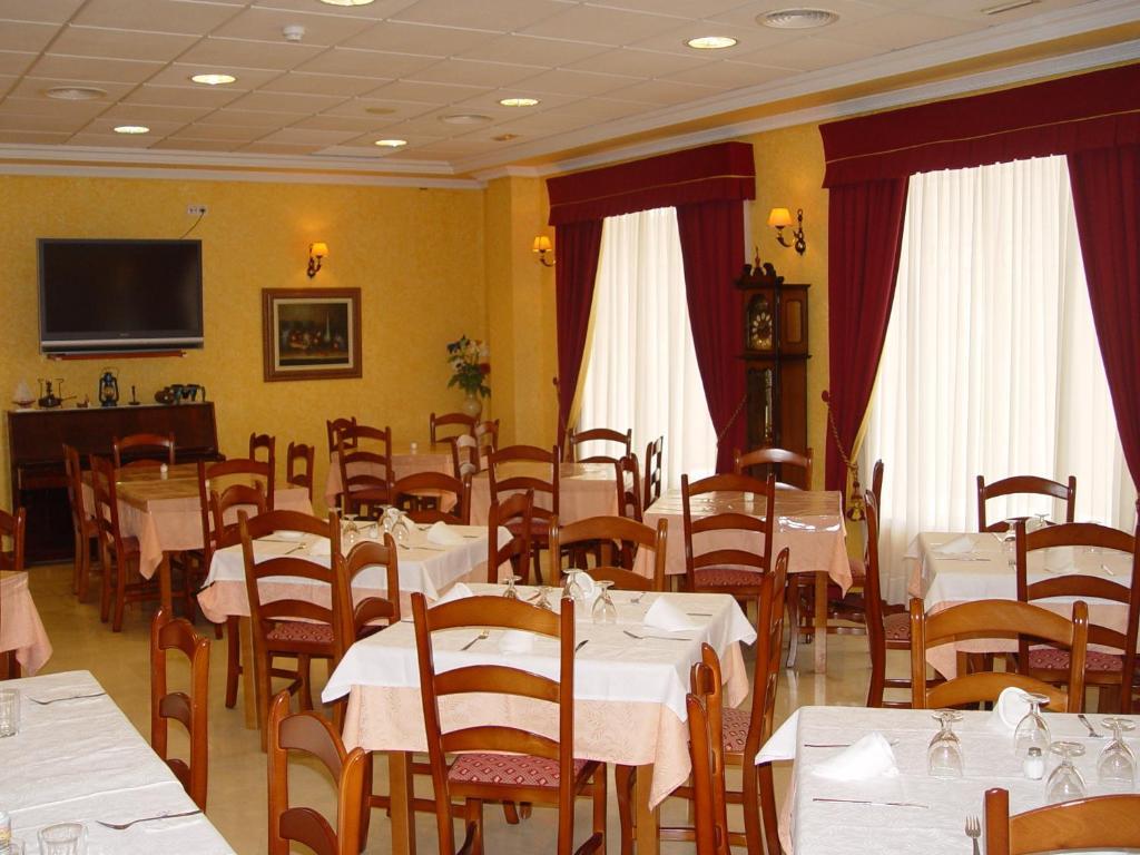 Hotel Albohera Santiago De La Ribera Buitenkant foto